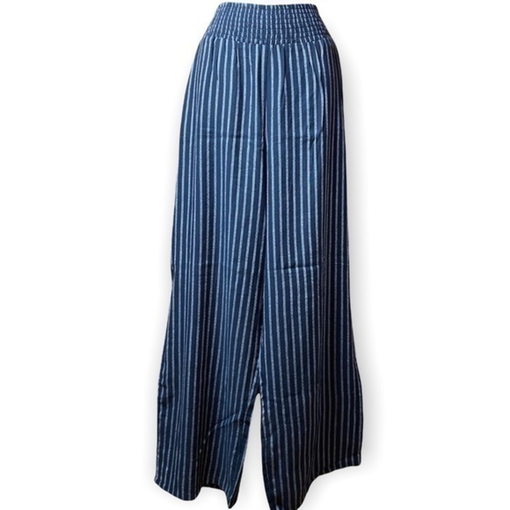 Urban Rebel
Pinstriped 
Dress Pants
